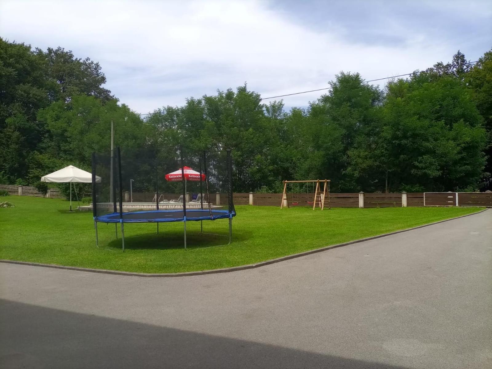 Kuca Za Odmor Mazuran Villa Karlovac Eksteriør billede