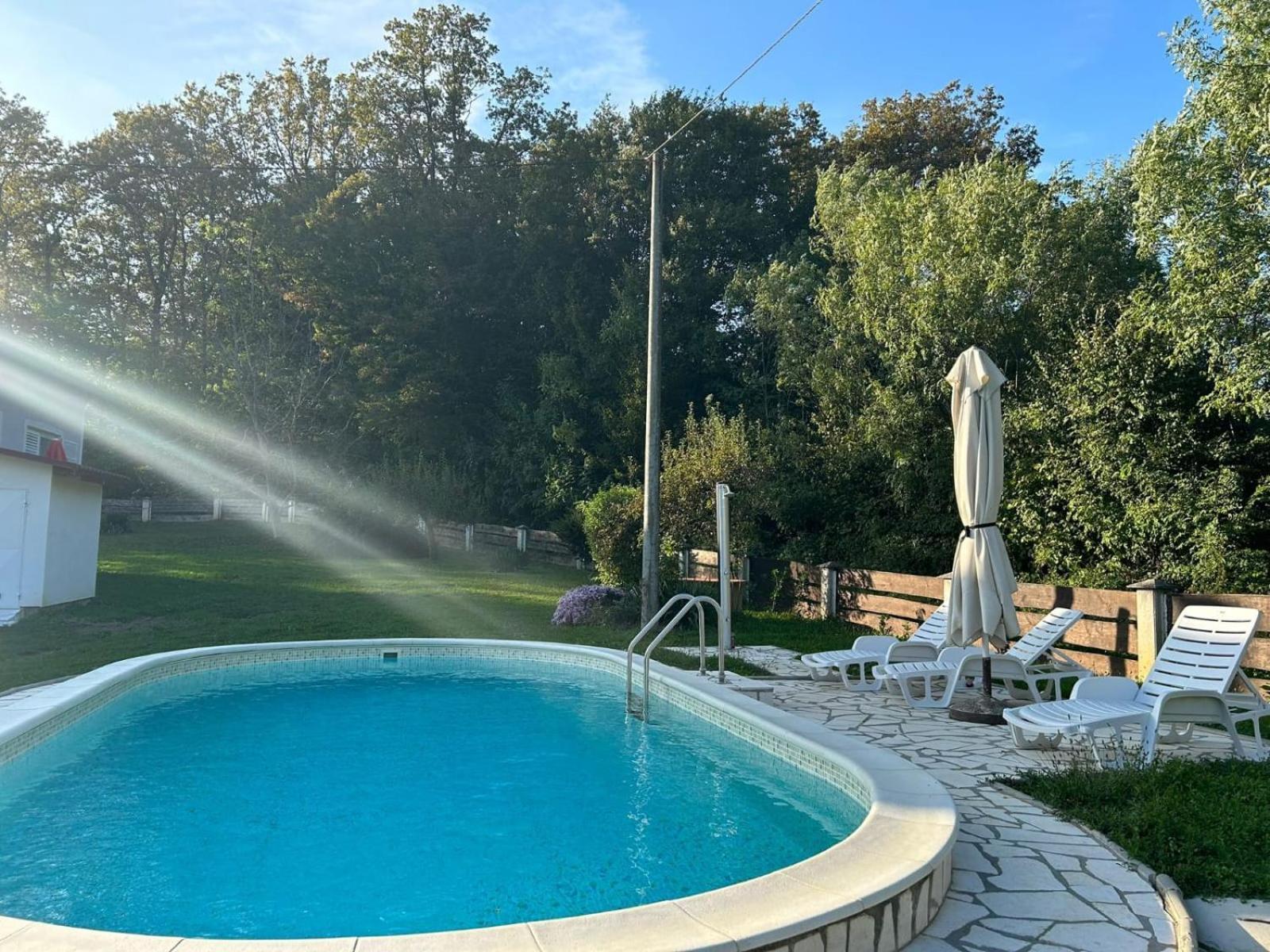 Kuca Za Odmor Mazuran Villa Karlovac Eksteriør billede