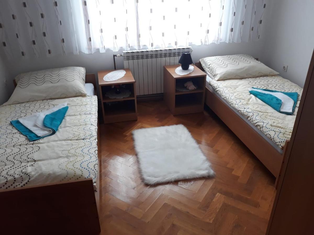 Kuca Za Odmor Mazuran Villa Karlovac Eksteriør billede